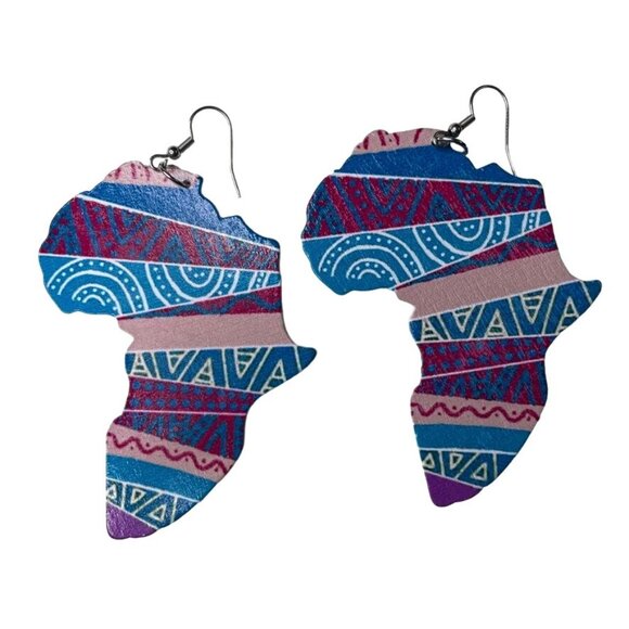 Africa Shaped Wood Earrings With Colorful Tribal Patterns Fishhook Backs 90s u - Picture 1 of 4